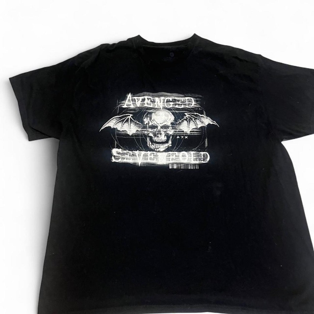 Avenged Sevenfold black t-shirt with white skull and bat graphic, size XL